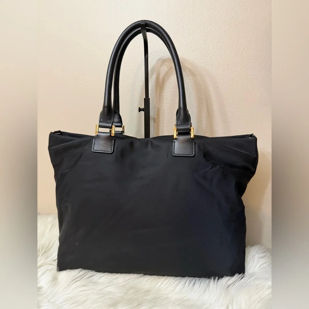 Black Medium Tory Burch Bag